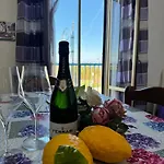 Vista Mare *